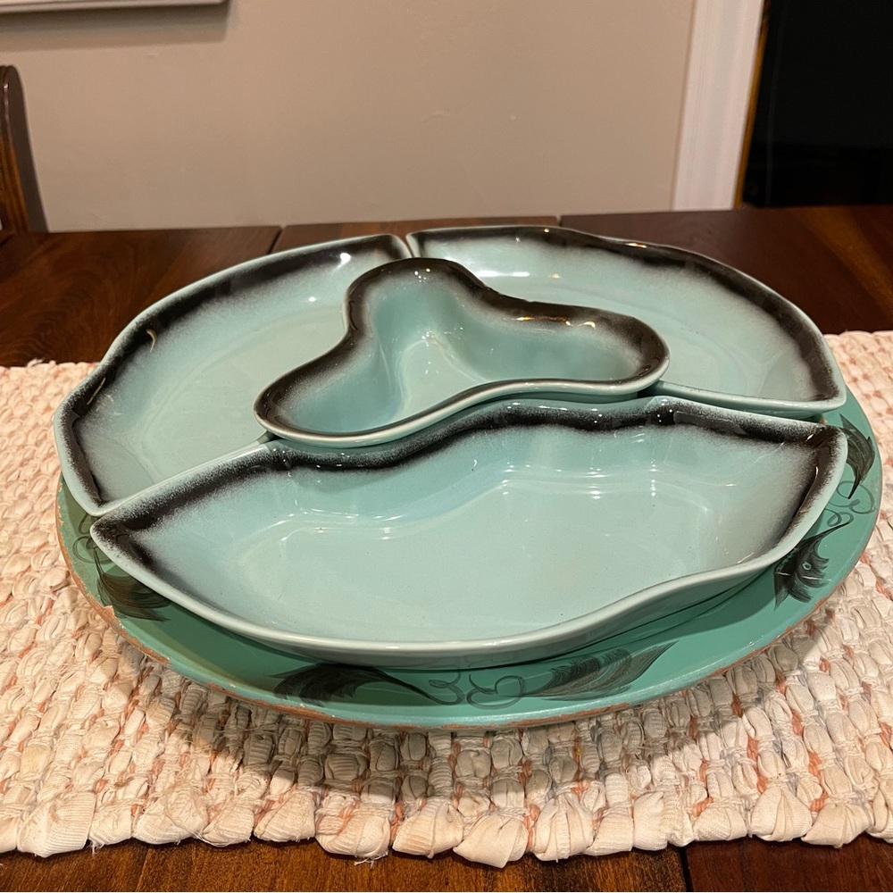 VINTAGE RIO GRANDE WARE POTTERY CHIP AND DIP W/WOODEN LAZY SUSAN